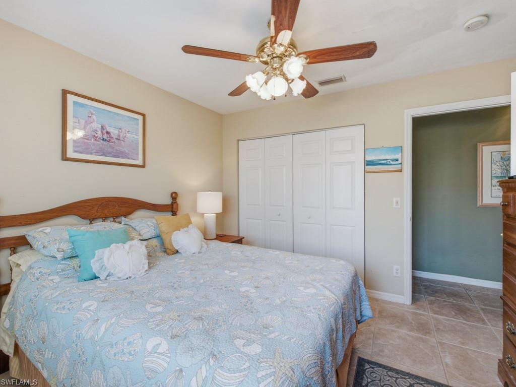 MARCO BEACH - Residential