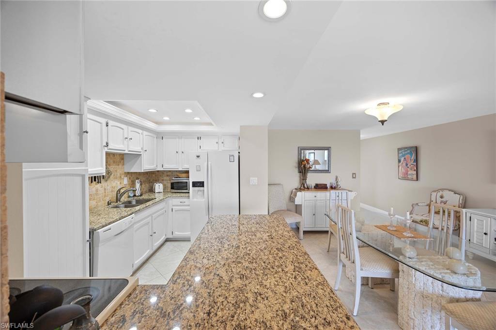 NAPLES CONTINENTAL - Residential Lease