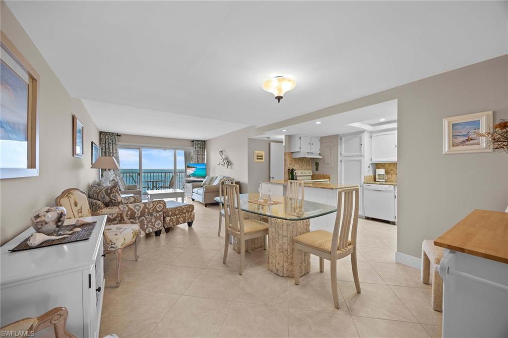 NAPLES CONTINENTAL - Residential Lease