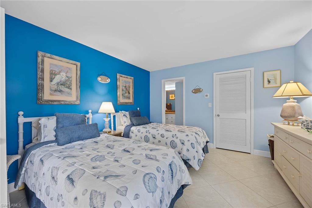 NAPLES CONTINENTAL - Residential Lease