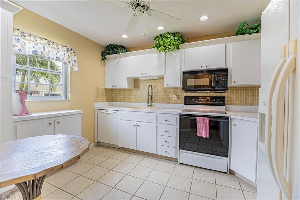 MYERLEE COUNTRY CLUB ESTATES NORTH CONDO - Residential