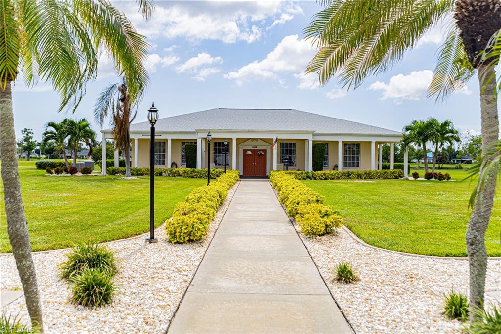 MYERLEE COUNTRY CLUB ESTATES NORTH CONDO - Residential