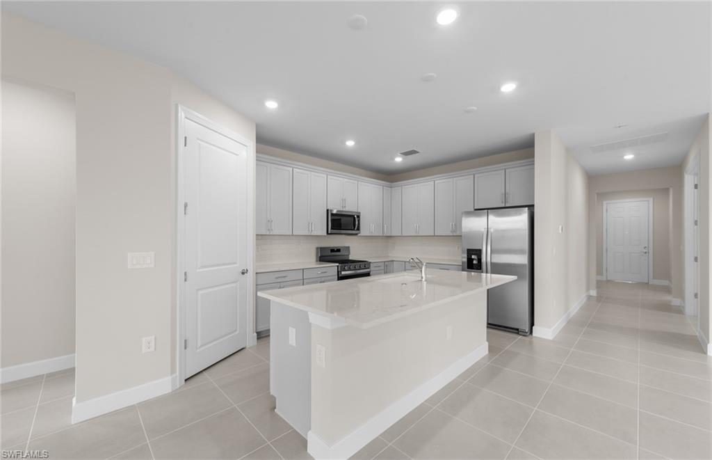 DEL WEBB OAK CREEK - Residential