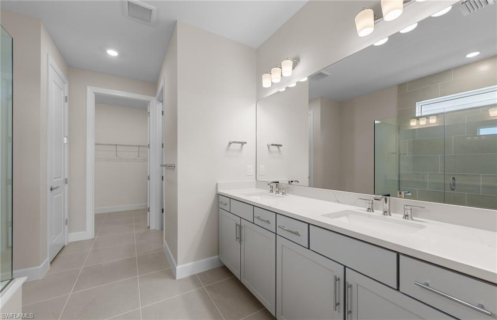 DEL WEBB OAK CREEK - Residential