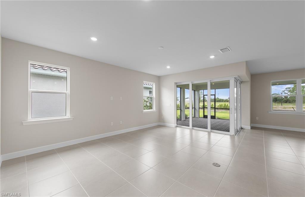 DEL WEBB OAK CREEK - Residential