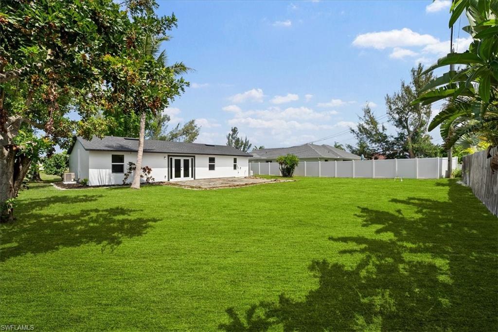 CAPE CORAL - Residential