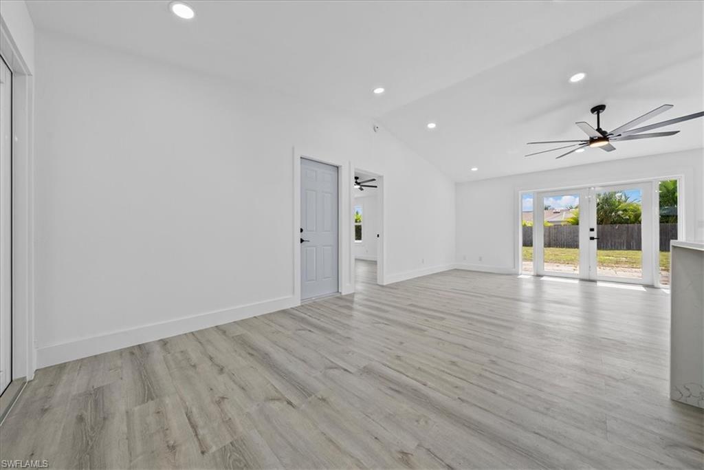 CAPE CORAL - Residential