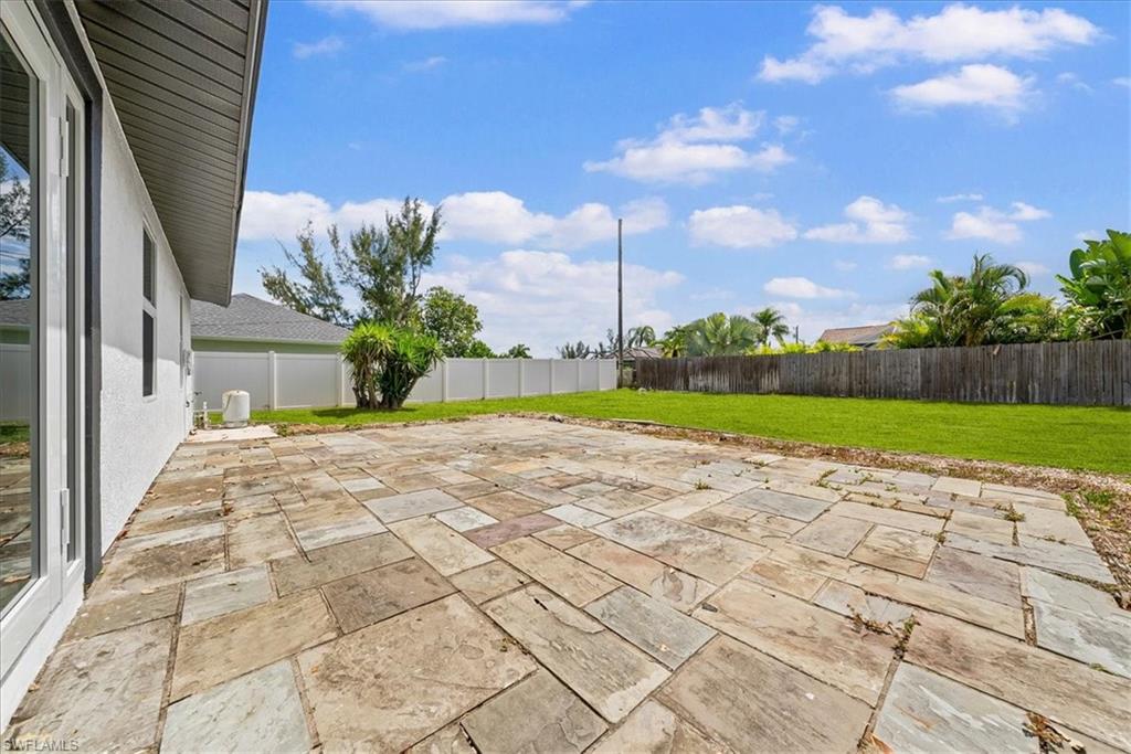 CAPE CORAL - Residential