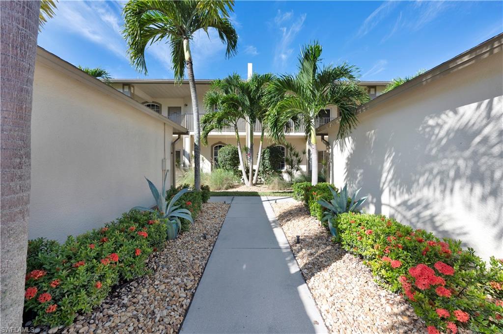 SUNSET CAY LAKES - Residential