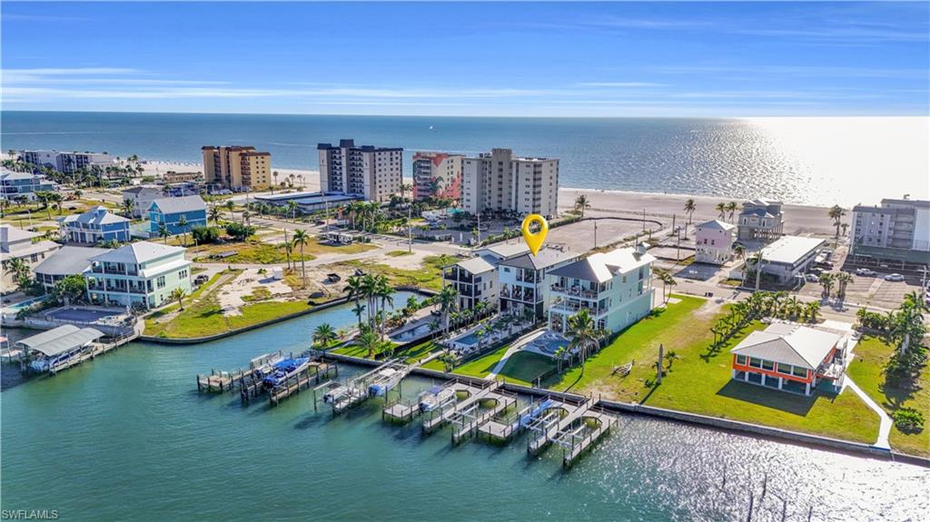ISLAND SHORES - Residential