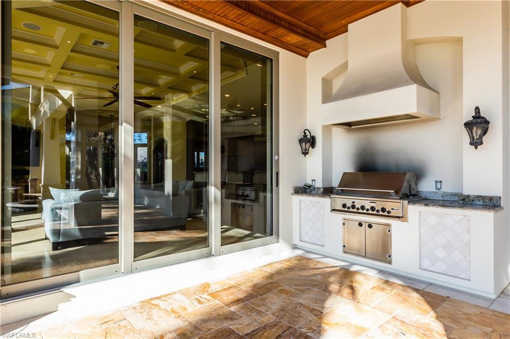 MARCO BEACH - Residential