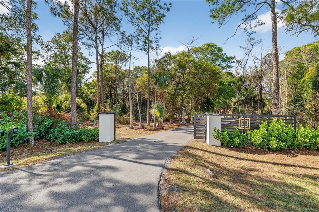 GOLDEN GATE ESTATES - Residential
