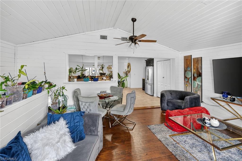 GOLDEN GATE ESTATES - Residential