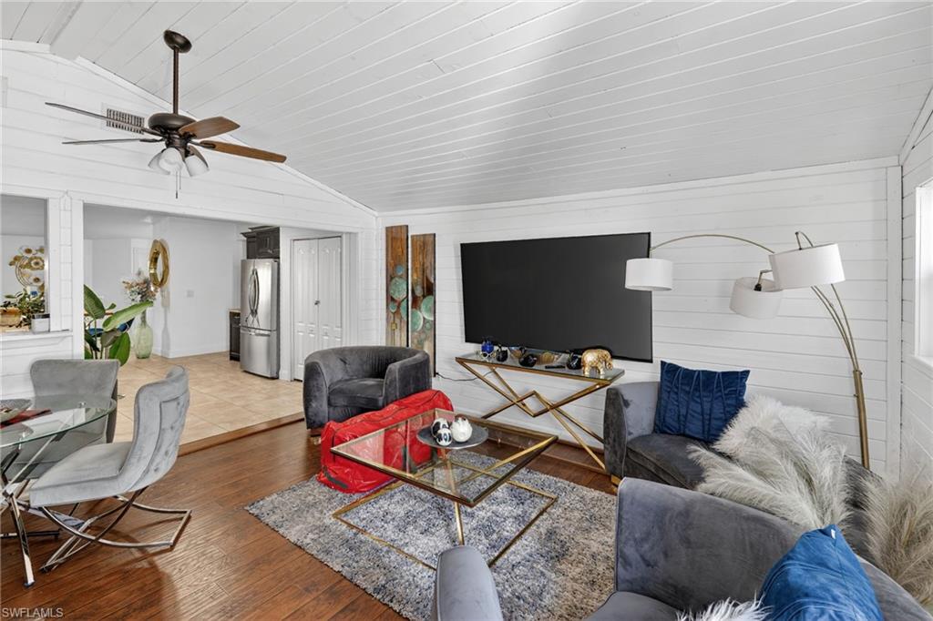 GOLDEN GATE ESTATES - Residential