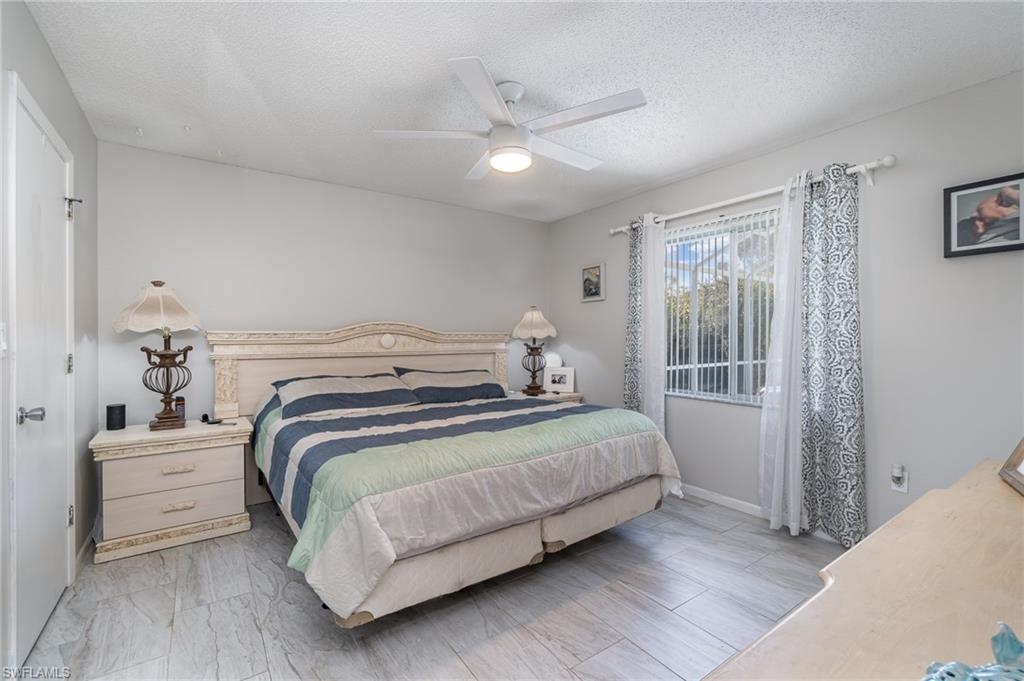 SAN CARLOS PARK - Residential