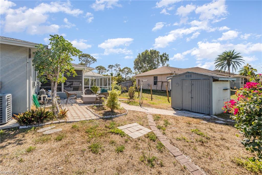 SAN CARLOS PARK - Residential