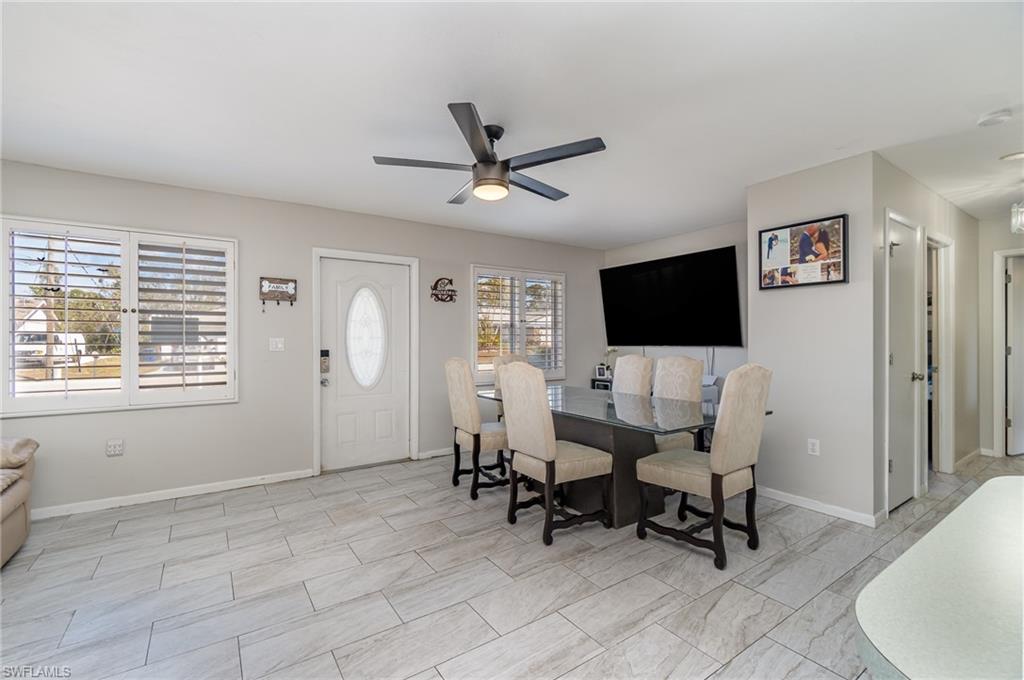 SAN CARLOS PARK - Residential