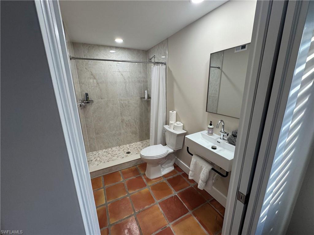 NAPLES MARINA VILLAS - Residential Lease