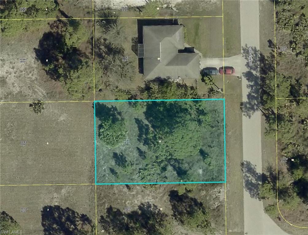 LEHIGH ACRES - Land