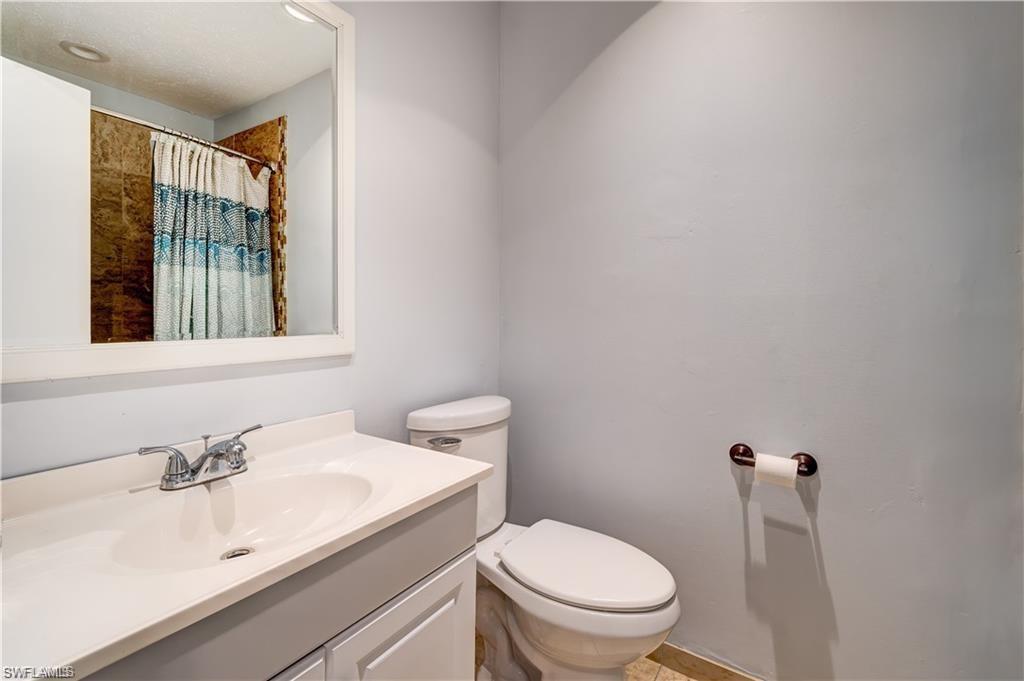GOLDEN GATE ESTATES - Residential Lease