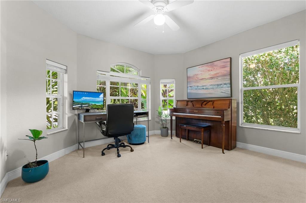 FALCON RIDGE - Residential