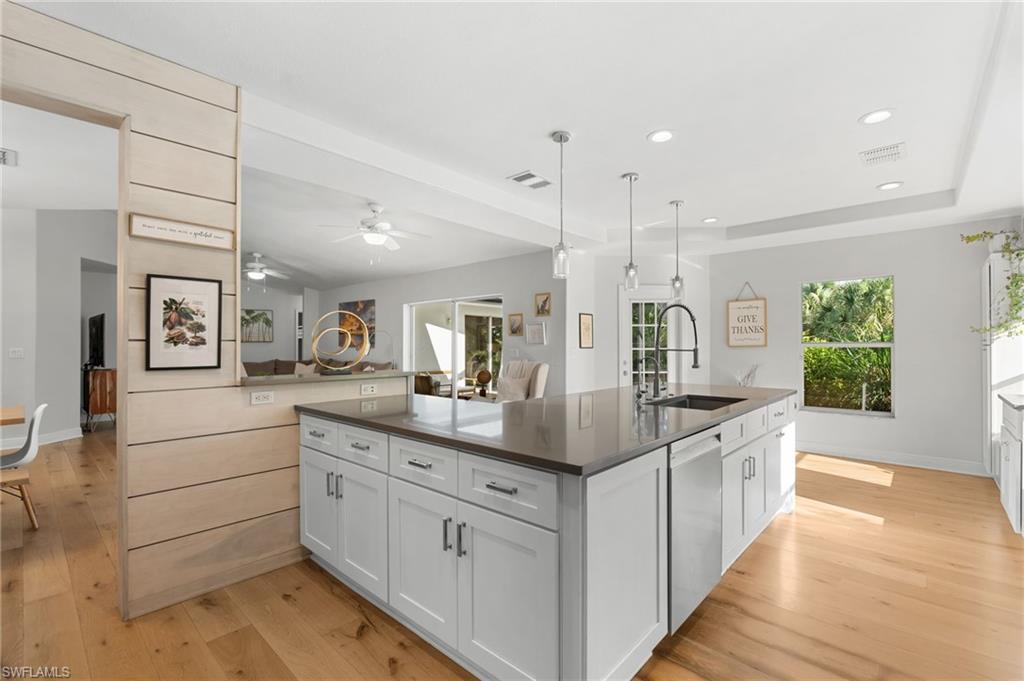 FALCON RIDGE - Residential