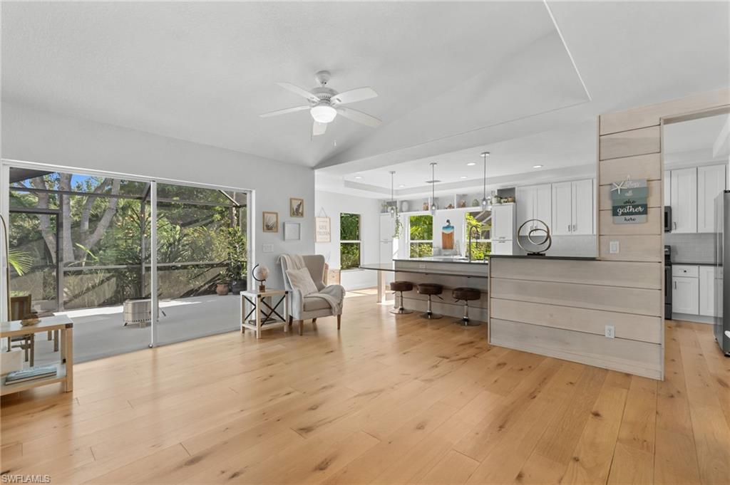 FALCON RIDGE - Residential