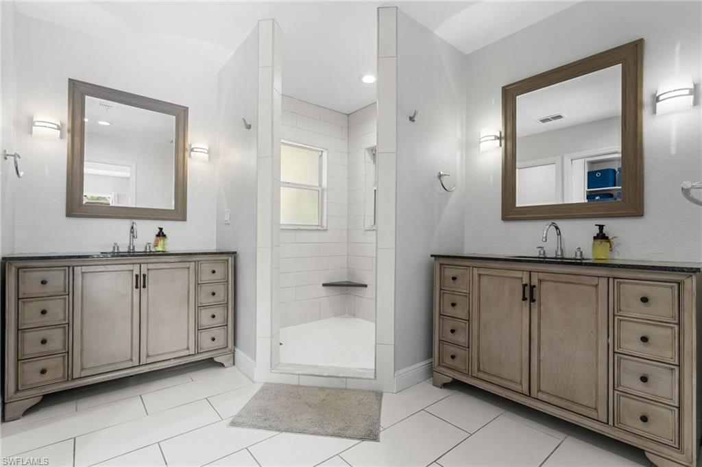 FALCON RIDGE - Residential
