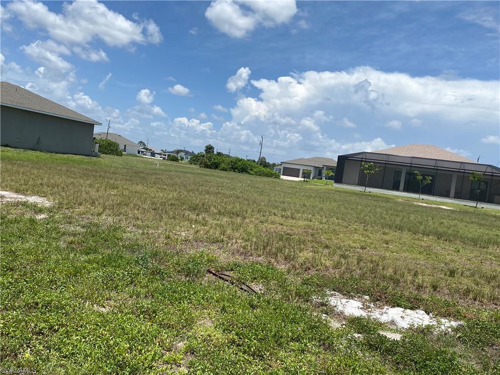 CAPE CORAL - Land