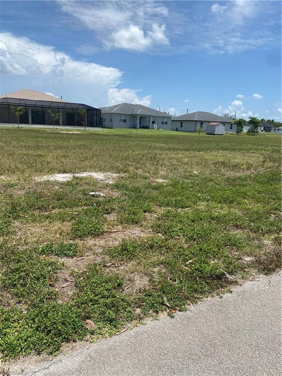 CAPE CORAL - Land