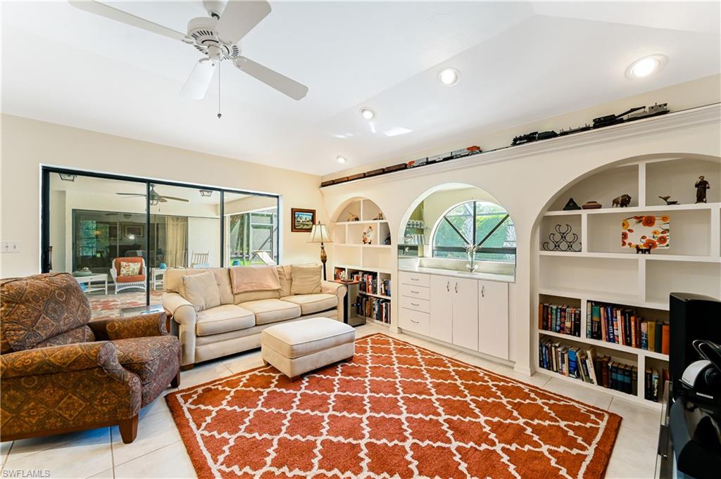 PINECREST AT PELICAN BAY - Residential