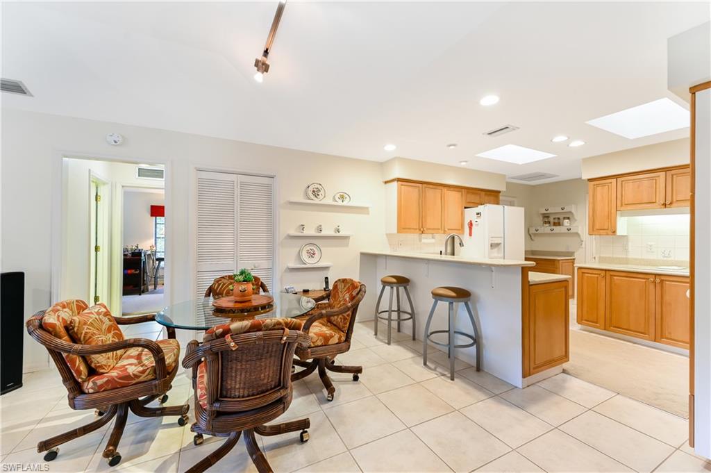 PINECREST AT PELICAN BAY - Residential