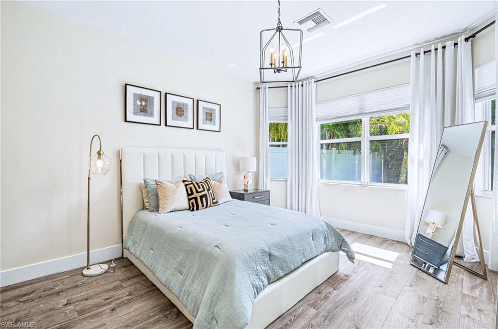 LAUREL LAKES - Residential