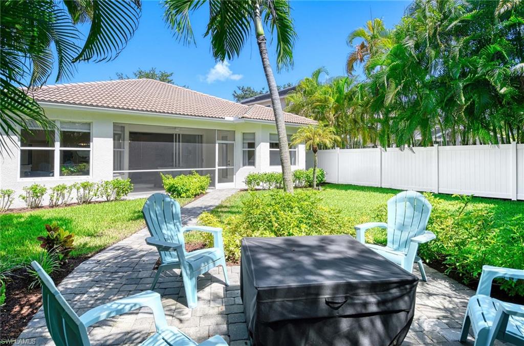 LAUREL LAKES - Residential