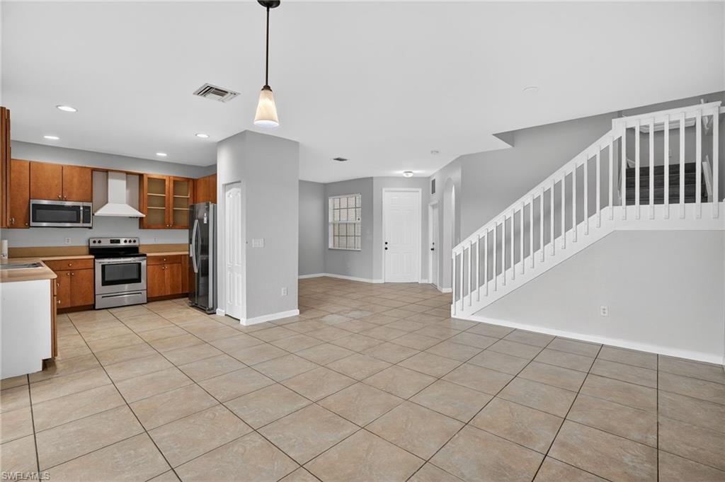 FALLS OF PORTOFINO - Residential Lease