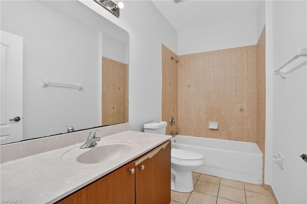FALLS OF PORTOFINO - Residential Lease