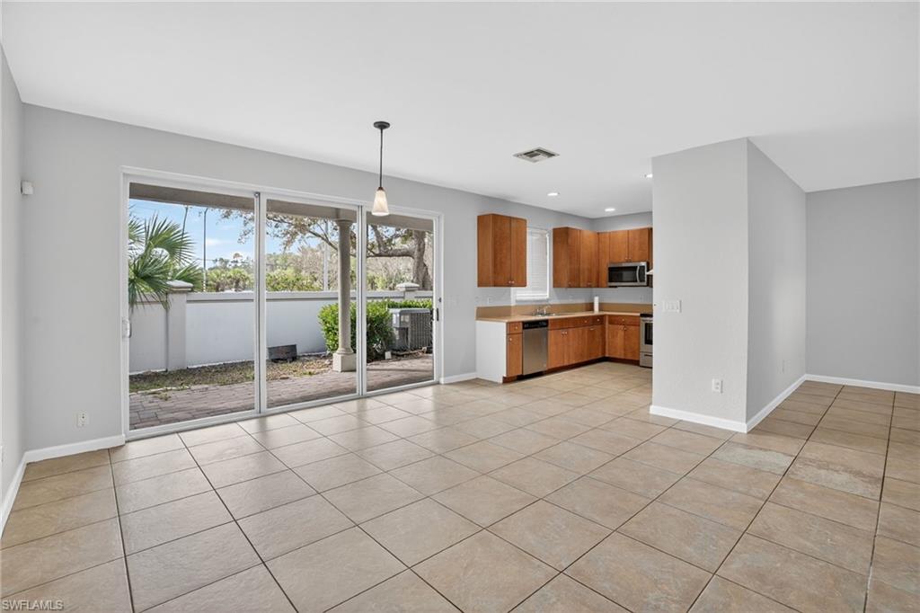 FALLS OF PORTOFINO - Residential Lease