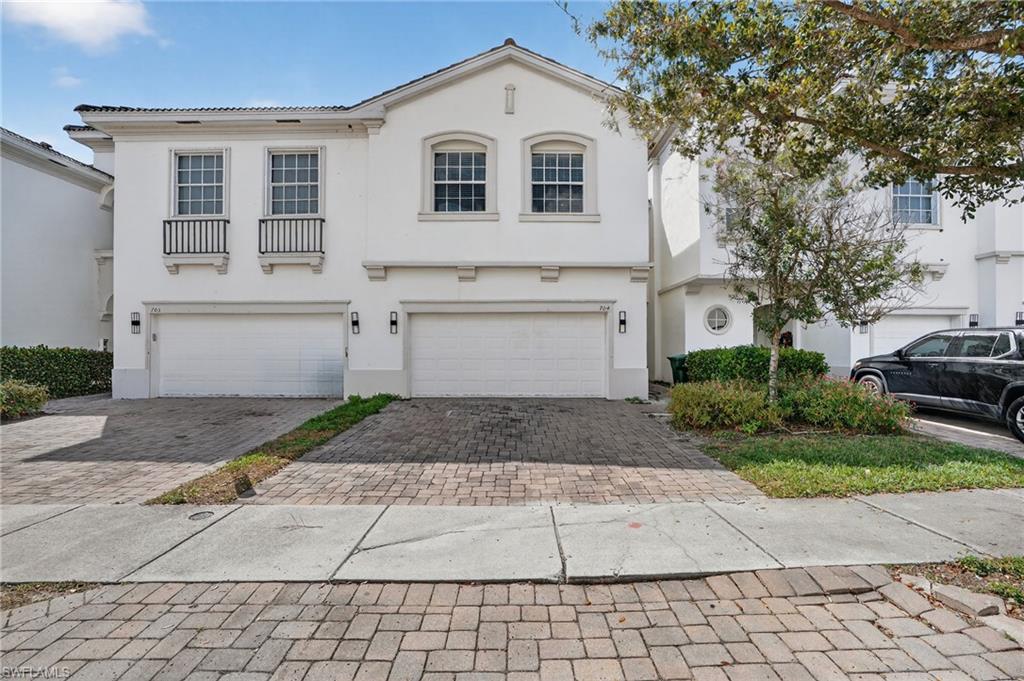 Welcome to this beautiful townhome in the heart of North Naples, just minutes from Vanderbilt Beach and conveniently located near top-rated restaurants, shopping centers, and everyday essentials. This spacious residence is one of the few units in the area offering 4 bedrooms and 2.5 bathrooms, providing ample space for family and guests. Residents enjoy resort-style amenities, including a sparkling community pool and a fully equipped fitness center. Falls of Portofino is a pet-friendly community situated within one of the most desirable school districts in North Naples, making it an excellent choice for both full-time residents and seasonal homeowners.

The photographs currently displayed in this listing are of a comparable residence within the same community and are provided for illustrative purposes only