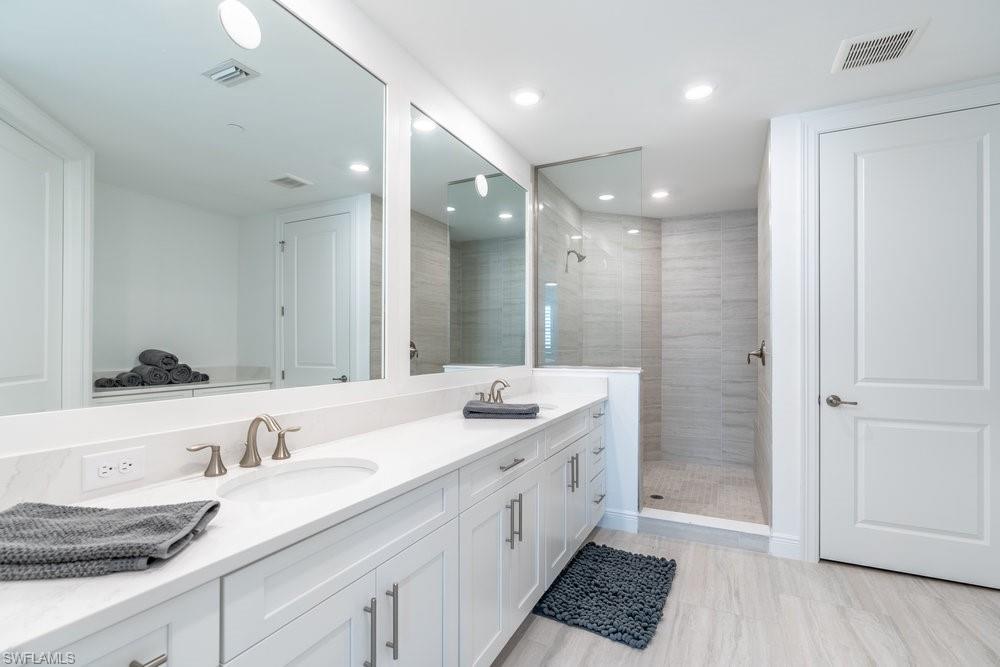 VIANSA - Residential Lease