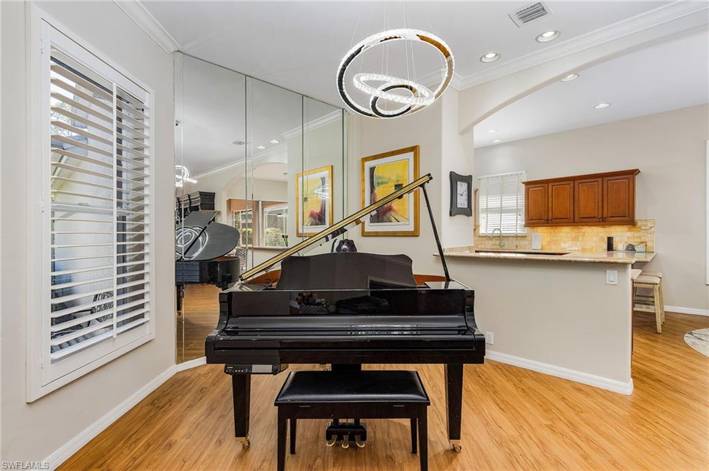 VANDERBILT COUNTRY CLUB - Residential