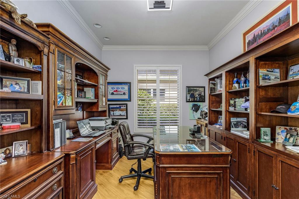 VANDERBILT COUNTRY CLUB - Residential