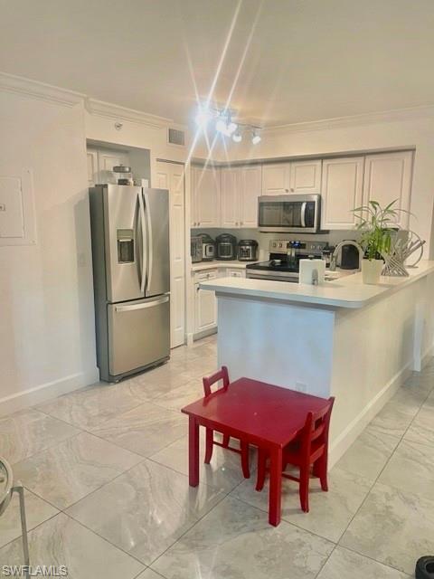 THE ENCLAVE AT NAPLES - Residential