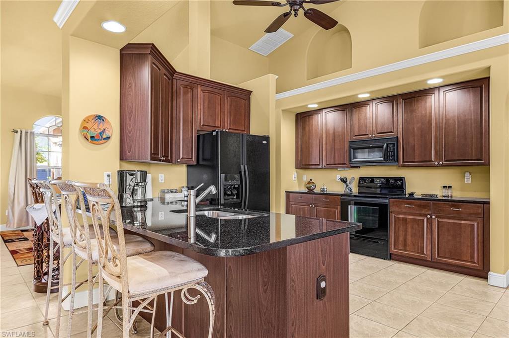 CAPE CORAL - Residential Lease