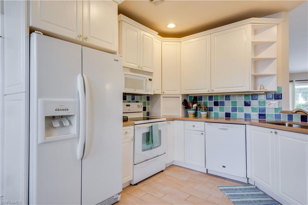 CYPRESS POINTE - Residential