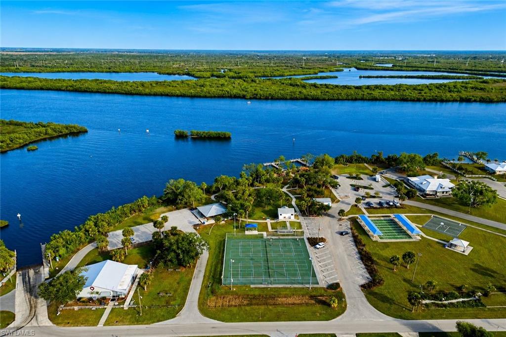 PUNTA GORDA - Residential