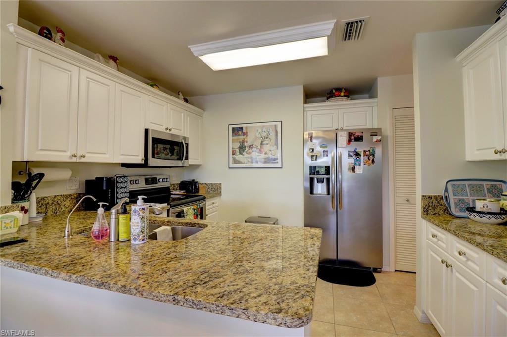 GRAND PALM VILLAGE - Residential