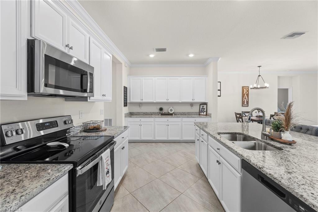 ORANGE BLOSSOM RANCH - Residential