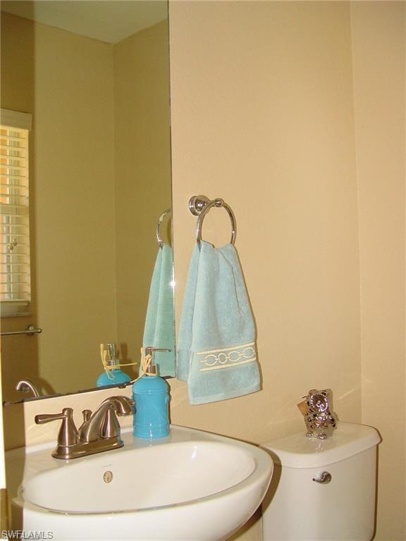 BAYSHORE COMMONS - Residential