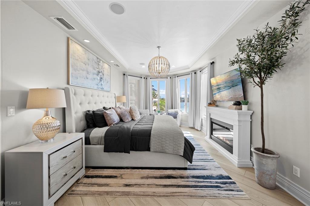 BAREFOOT BAY - Residential