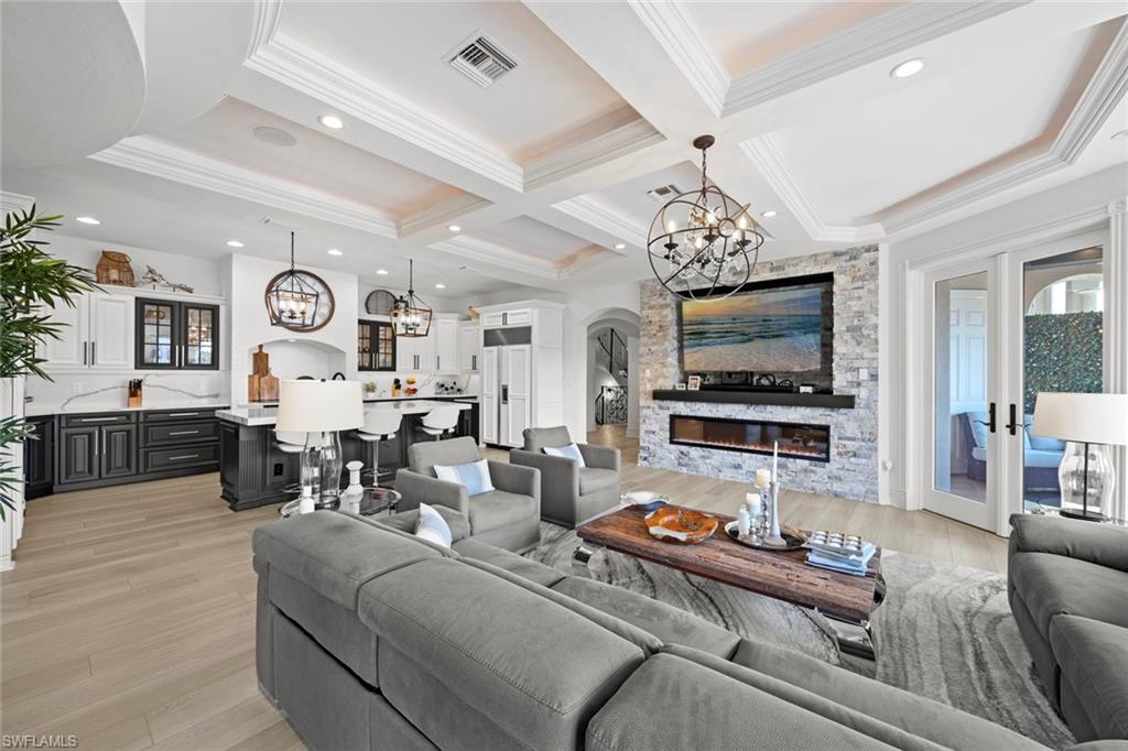 BAREFOOT BAY - Residential
